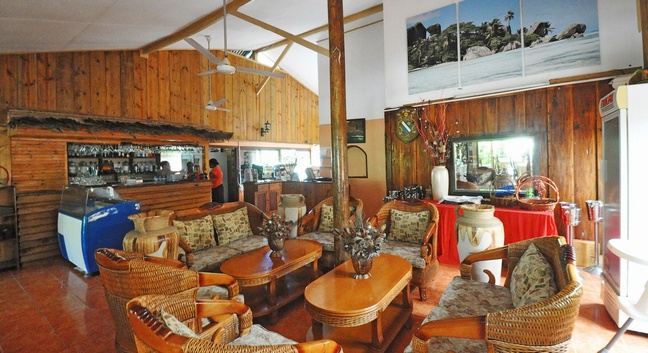 CHEZ MARSTON / ORCHID APARTMENTS LA DIGUE - La Digue