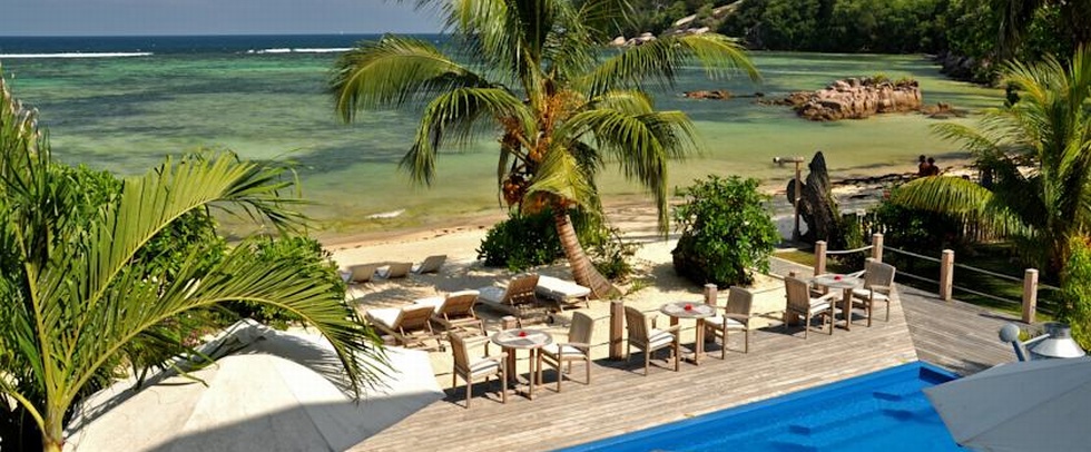 CROWN BEACH HOTEL - Mahé