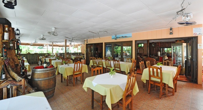 CHEZ MARSTON / ORCHID APARTMENTS LA DIGUE - La Digue