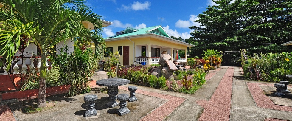 CHEZ MARSTON / ORCHID APARTMENTS LA DIGUE - La Digue