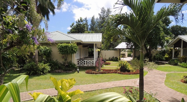 LA ROUSSETTE HOTEL MAHE - Mahé