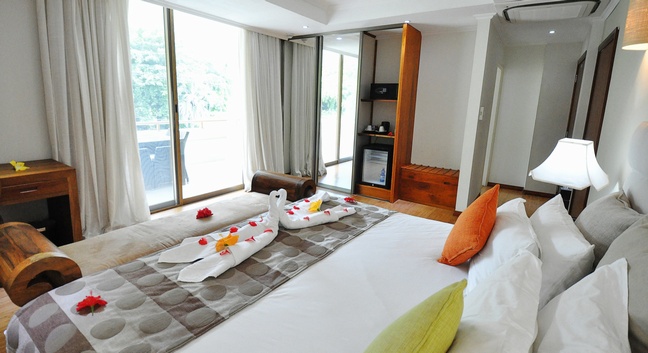 CROWN BEACH HOTEL - Mahé