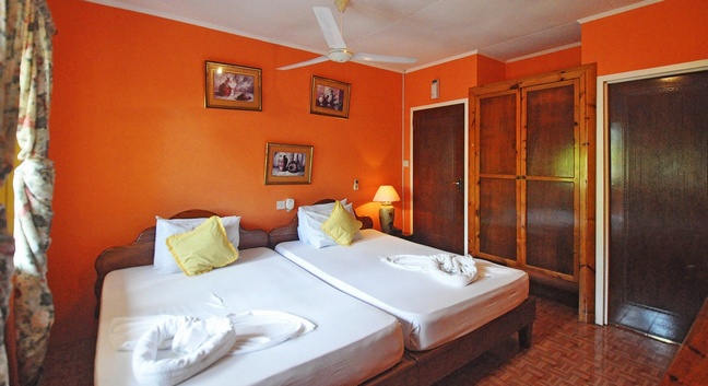 CHEZ MARSTON / ORCHID APARTMENTS LA DIGUE - La Digue
